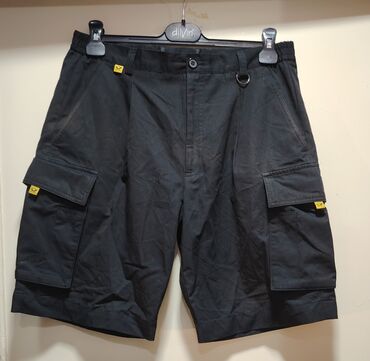 duks sa krznom: Shorts, L (EU 52), color - Black