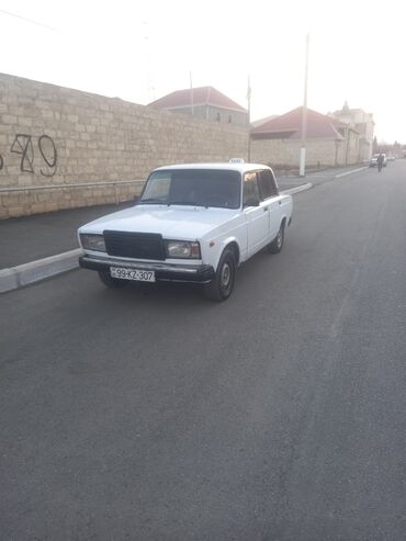 afdamabil: VAZ (LADA) 2107: 1.6 l | 1997 il 100000 km Sedan