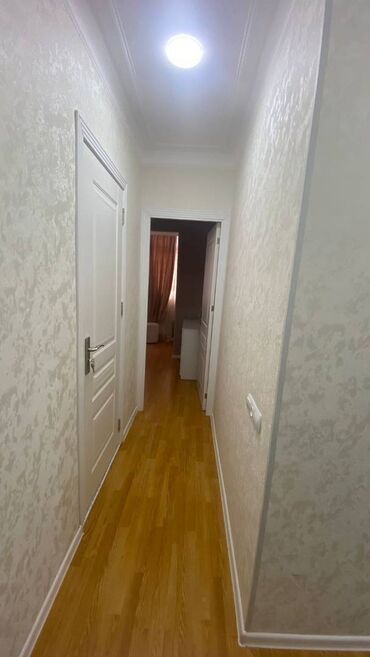 Uzunmüddətli kirayə mənzillər: Avropa temirli, 3 otaq, 9/8 mərtəbə tam əşyalı mənzil kirayə verilir — 15