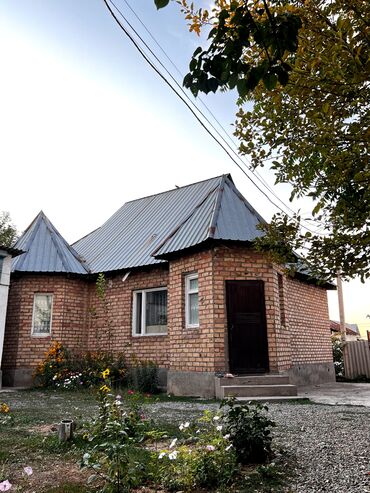 Продажа домов: Дом, 90 м², 4 комнаты, Собственник, Старый ремонт at lalafo.kg — 2 Продажа домов: Дом, 90 м², 4 комнаты, Собственник, Старый ремонт — 2