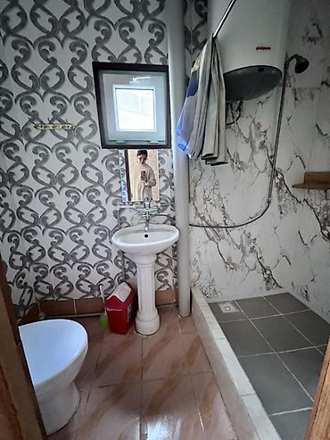 Гостиницы, отели (Посуточная аренда комнат): Гостевой двор с озеленённой территорией и открытыми зонами отдыха. - — 12