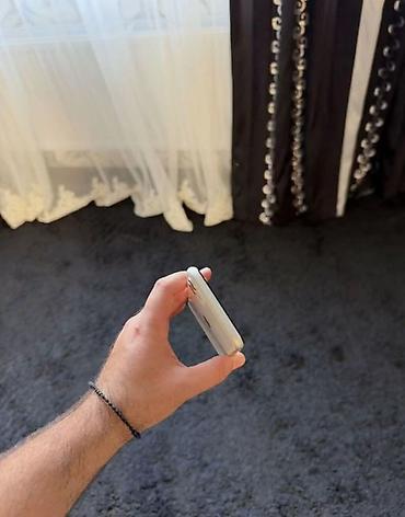 11 phone: IPhone 11, Б/у, 128 ГБ, Белый, Зарядное устройство, Чехол, Кабель, 78 % — 6