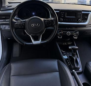 m 5: Kia Stonic: 2019 г., 1.6 л, Автомат, Бензин, Кроссовер — 8