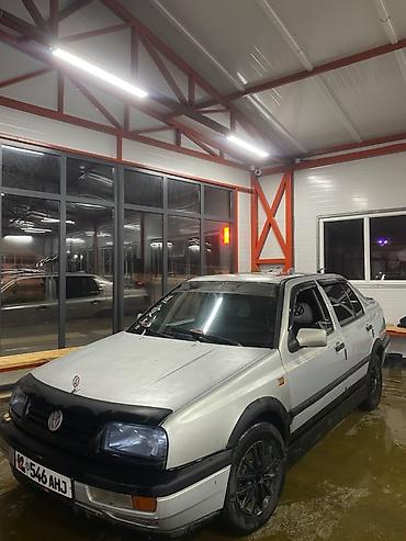 фольксваген 2 8: Volkswagen Jetta: 1992 г., 1.8 л, Кол менен иштөөчү, Седан — 1