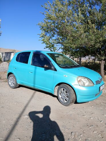 обмен дом на авто: Toyota Yaris: 1999 г., 1 л, Механика, Бензин, Хэтчбэк