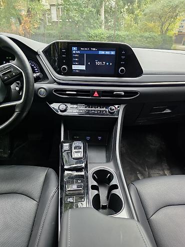 Hyundai: Hyundai Sonata: 2022 г., 2 л, Автомат, Газ, Седан — 11