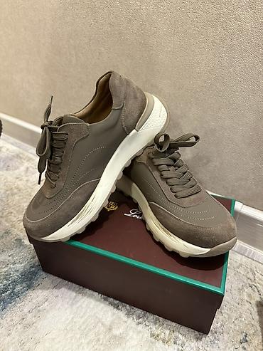 nike react: Кроссовки в стиле спорт шик, надевали 2 раза, есть потертости — 2