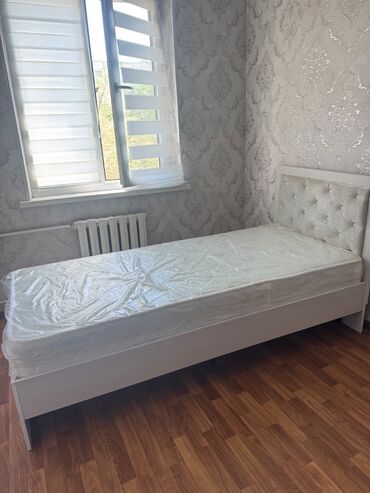 пицца на заказ: Продам новую одноместную кровать с матрасом. Совсем новое. Срочно в