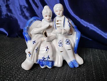 Figure: Porcelanska barokna figura para iz 70ih.god. Porcelanska figura — 1