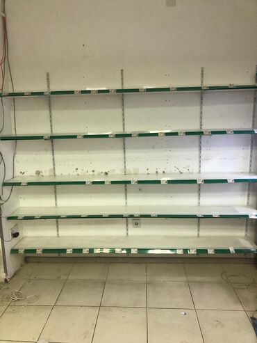 Rəf vitrinləri: Mağaza üçün metal rəf sistemləri - Material: möhkəm metal karkas — 8