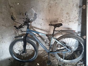 29 velo: Salam,BMX GTR 29 luq.alüminium skorsnoy velosiped satıram,1 pedalı — 2