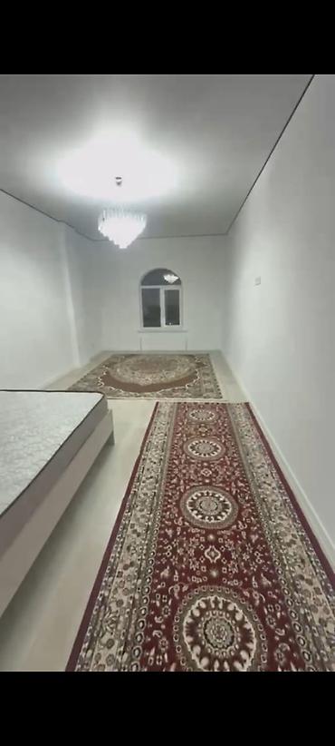 Сдается 1 комнатная квартира в центре с отдельной кухней на