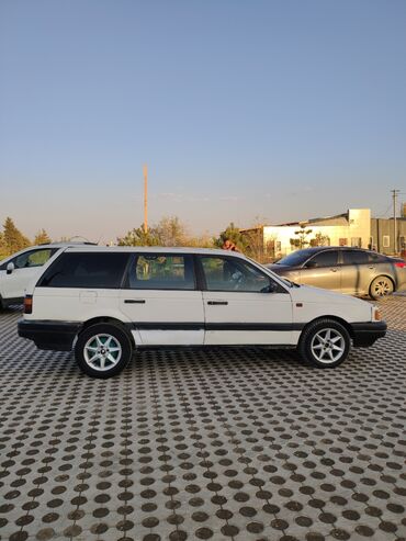 Volkswagen: Volkswagen Passat: 1992 г., 1.8 л, Механика, Бензин, Универсал — 7