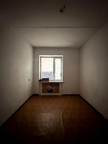 Продажа квартир: 3 комнаты, 55 м² — 4