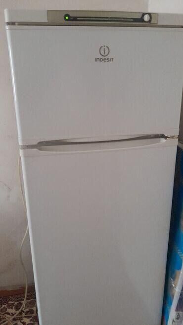 lalafo işlənmiş soyuducular: 2 двери Indesit Холодильник Продажа, цвет - Белый