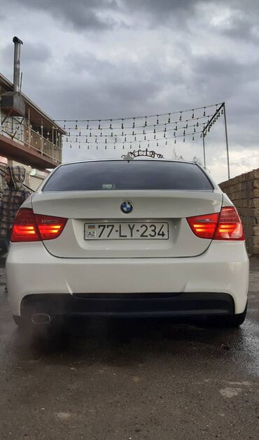 bmw f30 şəkilləri: BMW 320: 2 l | 2009 il Sedan