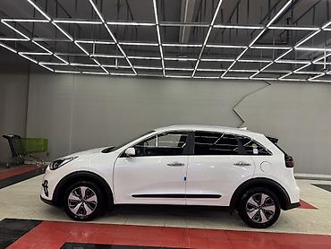 Kia: Kia Niro: 2020 г., 1.6 л, Автомат, Гибрид, Кроссовер — 4