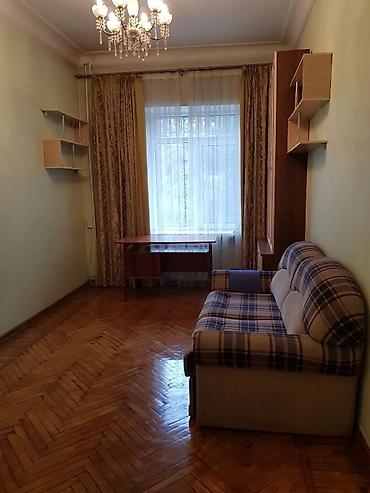 аренда комната бишкек: 3 бөлмө, 80 м², Сталинка, 2 кабат, Эски ремонт — 2