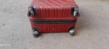 Çamadanlar: Lok Polo’s sərt qabıqlı səyahət çamadanı - Rəng: tünd qırmızı (bordo) -da lalafo.az — 4 Çamadanlar: Lok Polo’s sərt qabıqlı səyahət çamadanı - Rəng: tünd qırmızı (bordo) — 4