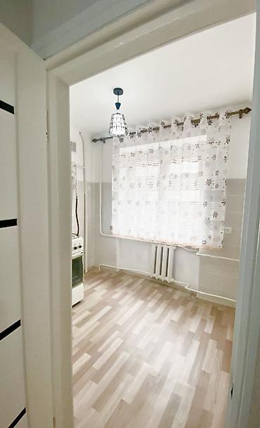 квартира: 1 комната, 30 м², Хрущевка, 2 этаж — 1