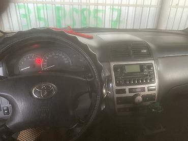 audi 2005: Toyota Avensis Verso: 2002 г., 2 л, Механика, Дизель, Минивэн — 7