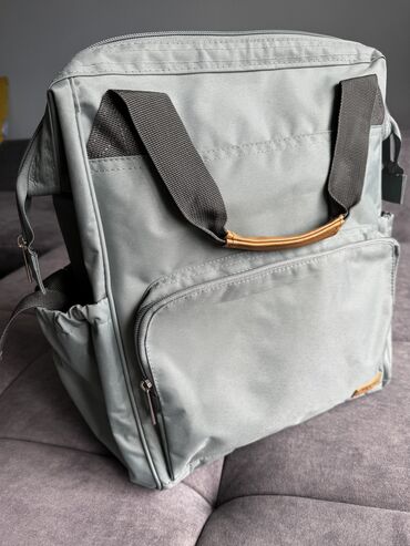 зеленая сумка: Новая подарок из Германии, вместительный рюкзак для мамочек, крепится