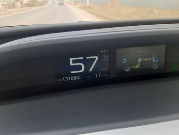 Toyota: Toyota Prius: 2019 г., 1.8 л, Автомат, Гибрид, Хэтчбэк — 8