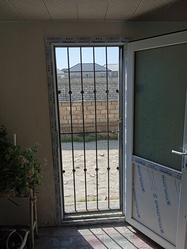 Həyət evləri və villaların satışı: Satılır. Təcili deyil. Diqqətlə oxuyun zəhmət olmasa.Ev kanal — 13