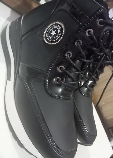 qış botinkaları: Qara rəngli qadın botları – “Fashion Sports Shoes” loqolu - Model — 2