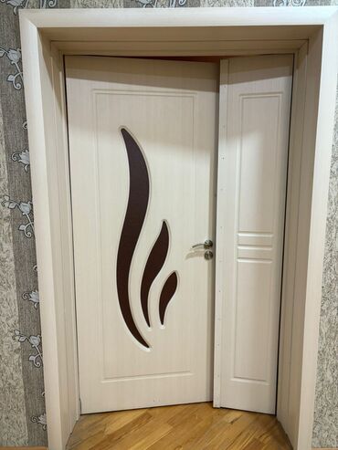 divar daslari qiymeti: TECİLİ SATİLİR SOKULUB HAZİRDİ cuzi defektleri var.OLCUSU ENİ 1.20