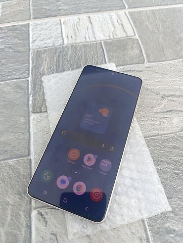 Мобильные телефоны: Samsung Galaxy S21 5G, 256 ГБ, цвет - Голубой, Две SIM карты — 2
