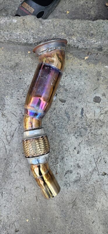 Salam Downpipe satılır bmw üçün,f30,f32,f36 n20,n26 matorlara