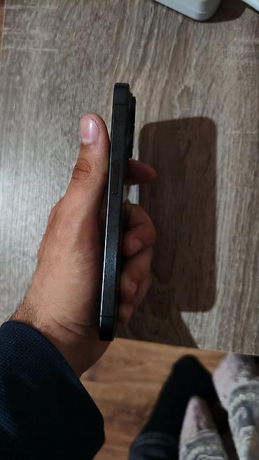 iphone satis: IPhone 15 Pro, 128 GB, Qara, Face ID — 3