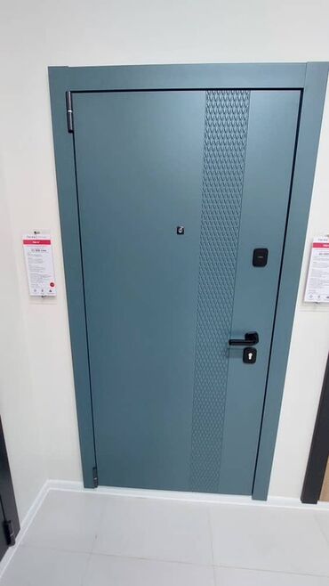 продажа входных дверей: Входная металлическая дверь современного дизайна. - Цвет: матовый