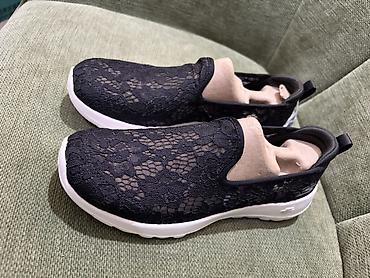 Лоферы, 36, Skechers, Новый, цвет - Черный at lalafo.kg Лоферы, 36, Skechers, Новый, цвет - Черный