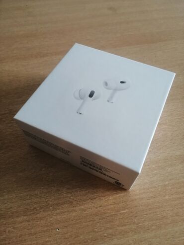 airpods i12 цена в бишкеке: Вкладыши, Apple, Новый, Беспроводные (Bluetooth), Классические