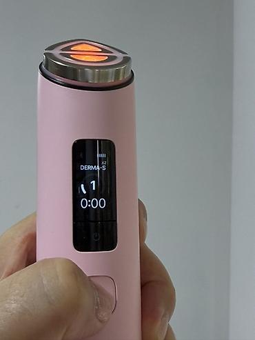 задний фон: Аппарат для ухода за лицом Medicube AGE-R Booster Pro X2 - — 4