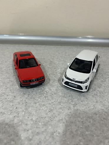 nerf satisi: Kolleksiya üçün die-cast miniatür sedan model avtomobil - Rəng — 6