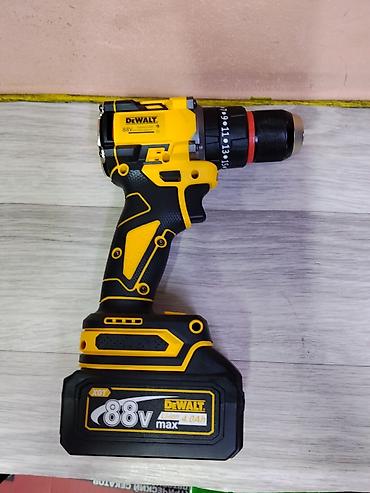 Аккумуляторная дрель-шуруповерт DeWALT XGT - Питание: Li‑ion lalafo.kg да Аккумуляторная дрель-шуруповерт DeWALT XGT - Питание: Li‑ion