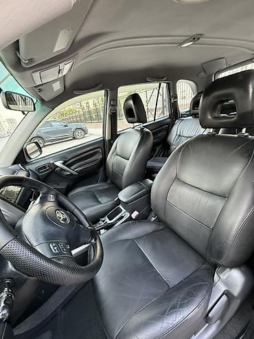 range over: Toyota RAV4: 2005 г., 2 л, Автомат, Газ, Кроссовер — 5