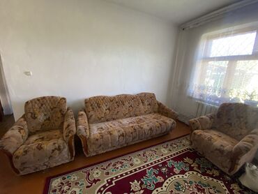 Другие мебельные гарнитуры: Раскладной диван с двумя креслами без колесиков! Чехлы в подарок