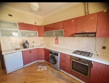 mətbəx mebeli фото: *MƏTBƏX mebeli 380₼ :-TƏCİLİ SATILIR*‼️ ÖLÇÜ: deqiq bilinmir ölçülüb
