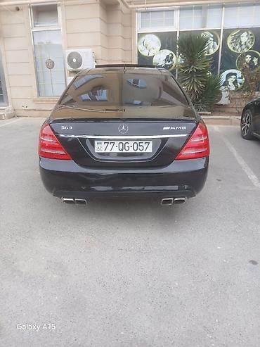 dört göz: Mercedes-Benz W221: 6.2 l | 2006 il Sedan — 2