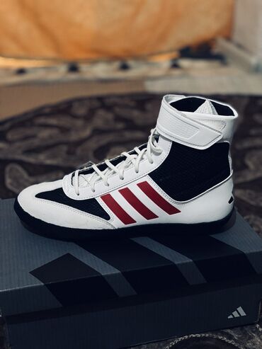 Другое для спорта и отдыха: Продается борцовки Adidas Kombat Speed 5 Размер-38 покупал за 9500