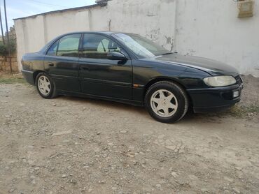 opel omega: Opel Omega: 2 l. | 1996 il | 2689095 km. | Sedan