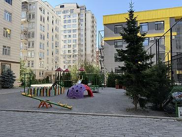 Продажа квартир: 1 комната, 42 м², 12 мкр Элитка, 3 этаж, Евроремонт — 3