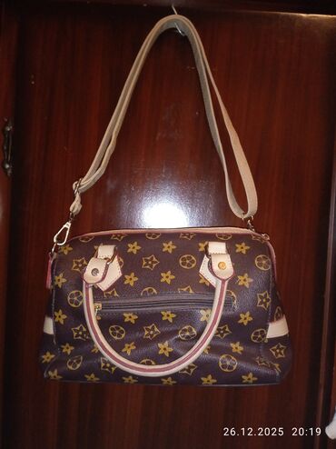 Çantalar: Çanta dəsti — 7