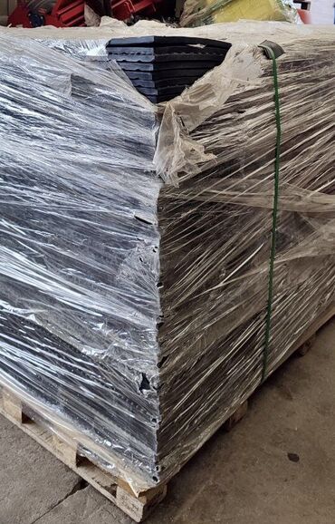 Товары и оборудование для с/х животных: Маты для КРС (Резиновые коврики для крупно рогатого скота и не — 13