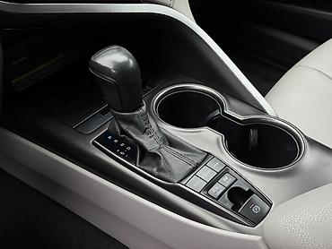 corolla runx: Toyota Camry: 2021 г., 2.5 л, Автомат, Гибрид, Седан — 8