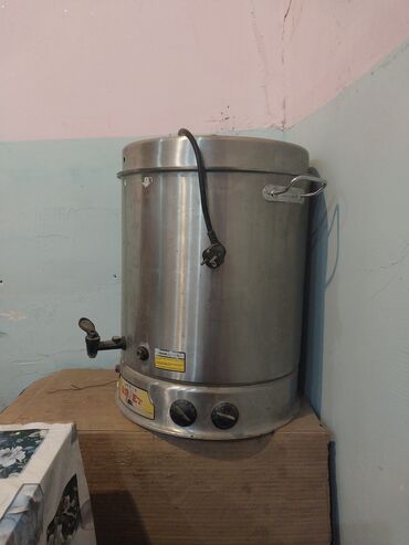 qaz ustu: Elektrik Samovar, 10-dan çox l
